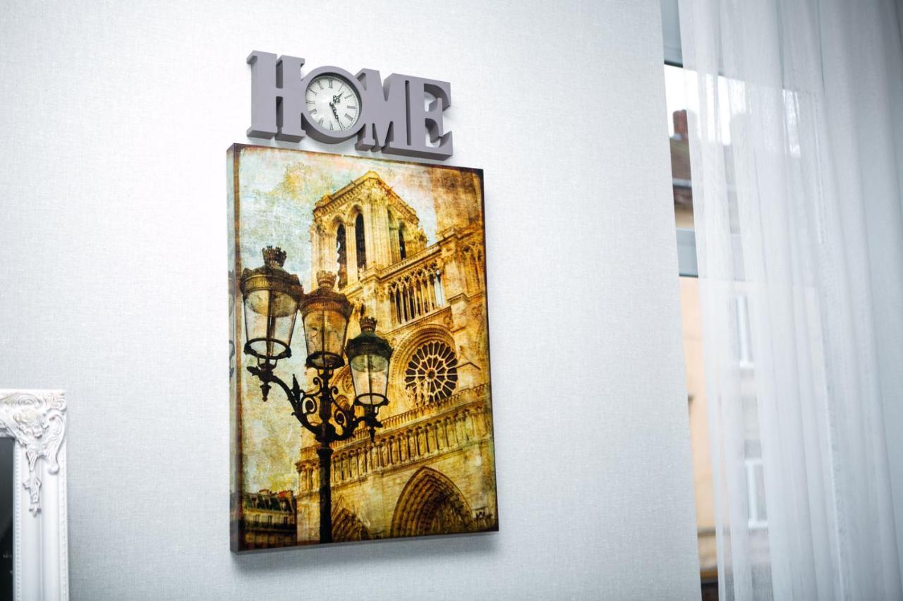 דירות לבוב Luxury Flat In Downtown מראה חיצוני תמונה